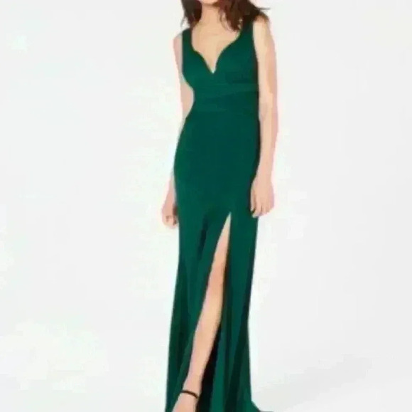 Emerald Green Windsor Sundae Sweetheart Side-Slit Gown - Picture 1 of 9